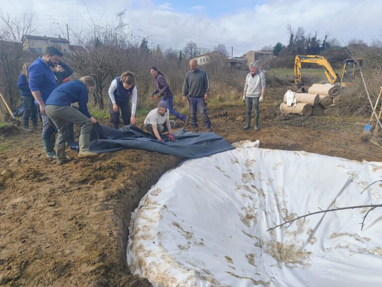 Chantier création de mares à Châteauneuf-sur-Isère